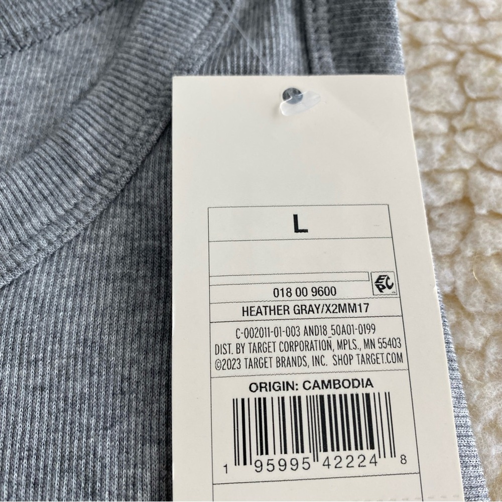 A New Day Gray Fitted Tank Top size Large - Picture 3 of 4